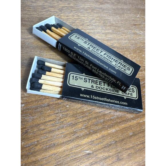 Matchbooks Fort Lauderdale 15th Street Fisheries Dockside Cafe Florida Unstruck - Picture 3 of 5